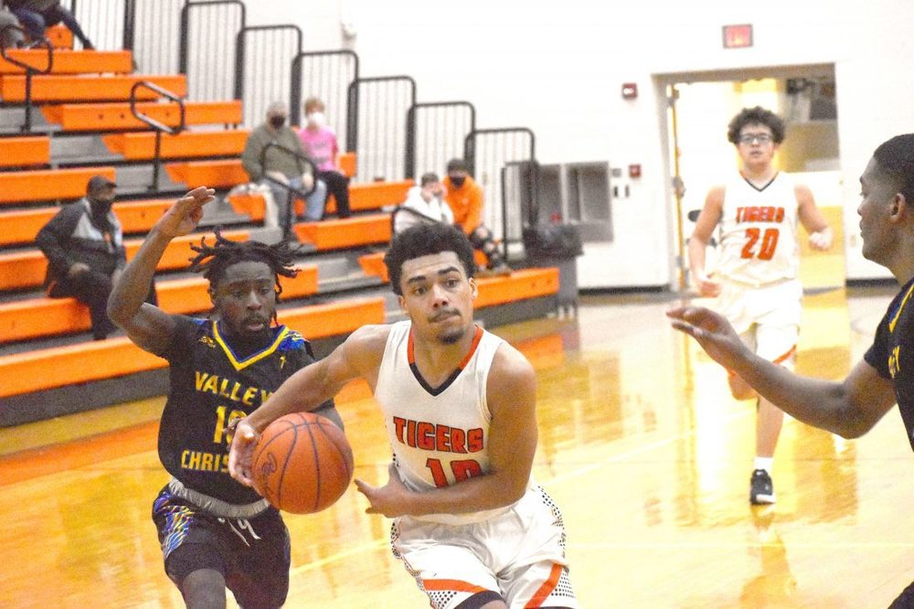 Tigers get back into EOAC race