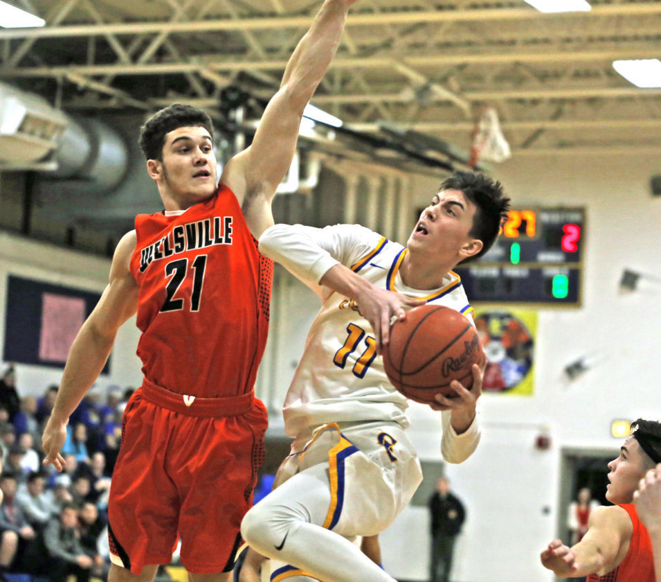 Tiger Rally Past Indians